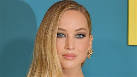 jennifer lawrence nakef|Jennifer Lawrence is full frontal nude in Netflixs No Hard Feelings